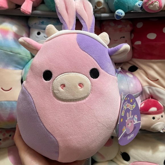 Easter Patty Squishmallow - Picture 1 of 1